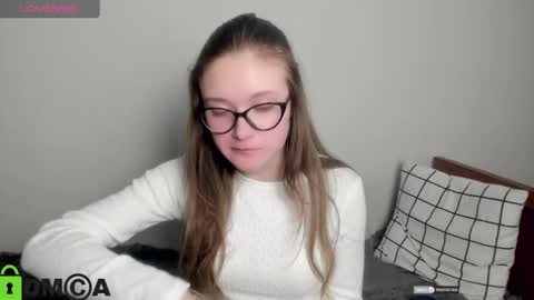 elina_x online show from May 11, 2:45 pm