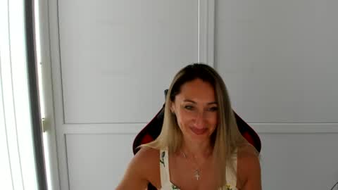 Milena online show from July 18, 11:56 am