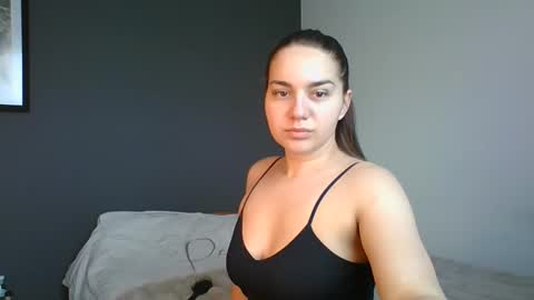 DominaDora online show from May 4, 8:43 am