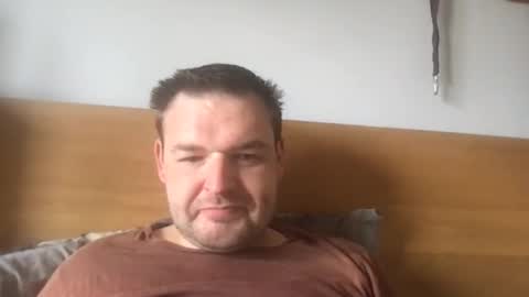 e26 online show from April 28, 11:14 am