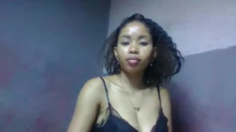 elisabethee online show from April 21, 2:48 am