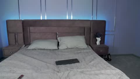 Elison online show from January 30, 9:57 am