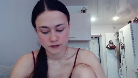 Elis online show from April 7, 5:20 am