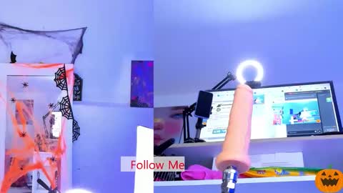 Snapshot of elissa__miller chatting on October 25, 2:23 am     ELISSA     online show from October 25, 2:23 am