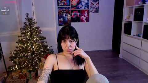 Ari online show from December 16, 4:38 pm