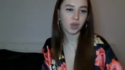 Elizabet 18 online show from February 24, 5:43 am