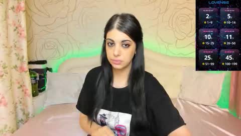 Eliza online show from October 23, 8:42 pm