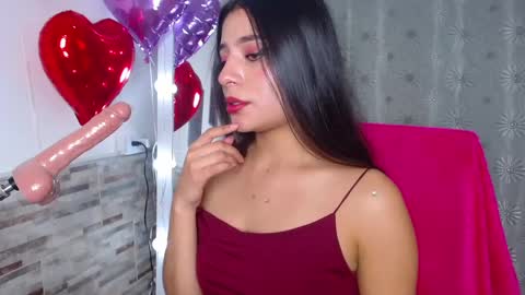 Elizabeth online show from February 14, 8:15 pm