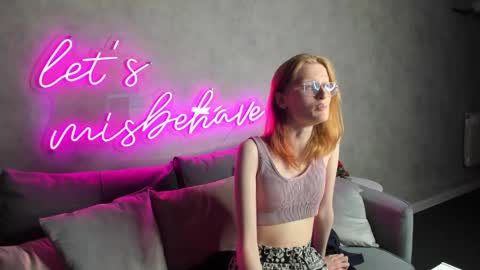 Elizabeth online show from January 29, 2:10 pm