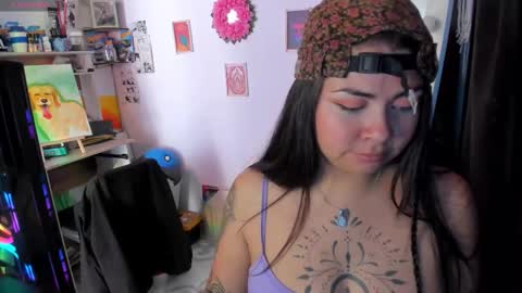 Elizabeth Martinez online show from October 10, 8:03 pm