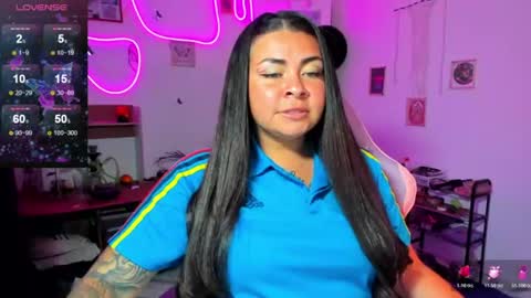 Elizabeth Martinez online show from June 17, 4:45 pm
