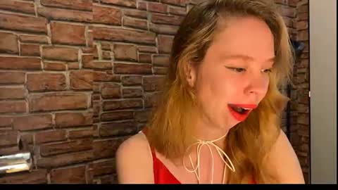 Eliza online show from July 20, 5:26 pm