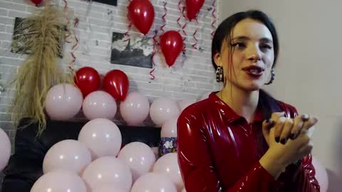   online show from March 12, 5:24 am