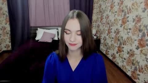 Snapshot of ellacurtis chatting on September 22, 6:56 pm ellacurtis online show from September 22, 6:56 pm
