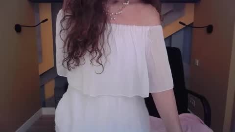 EllaLongs online show from January 14, 12:57 pm