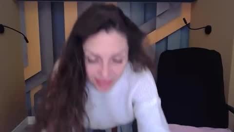 EllaLongs online show from October 21, 11:37 am