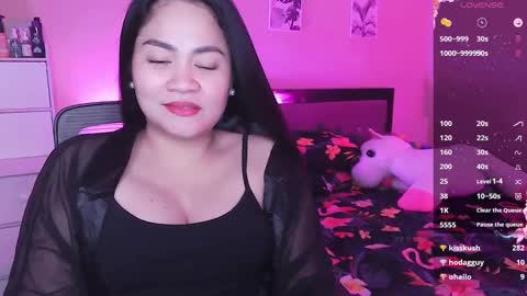 Snapshot of elleelle123 chatting on January 5, 5:41 am Ann online show from January 5, 5:41 am