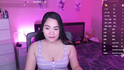 Snapshot of elleelle123 chatting on January 24, 2:07 am Ann online show from January 24, 2:07 am