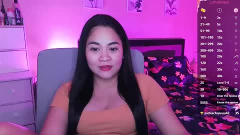 Snapshot of elleelle123 chatting on December 23, 5:06 am Ann online show from December 23, 5:06 am