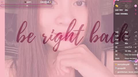 Snapshot of elleelle123 chatting on February 15, 5:19 am Ann online show from February 15, 5:19 am