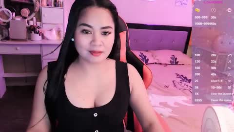 Snapshot of elleelle123 chatting on September 19, 12:20 pm Ann online show from September 19, 12:20 pm