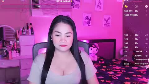 Snapshot of elleelle123 chatting on February 21, 2:17 am Ann online show from February 21, 2:17 am