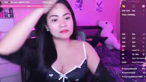 Snapshot of elleelle123 chatting on January 9, 5:23 am Ann online show from January 9, 5:23 am