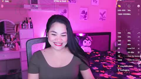 Snapshot of elleelle123 chatting on February 19, 2:12 am Ann online show from February 19, 2:12 am