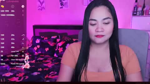 Snapshot of elleelle123 chatting on December 23, 2:02 am Ann online show from December 23, 2:02 am