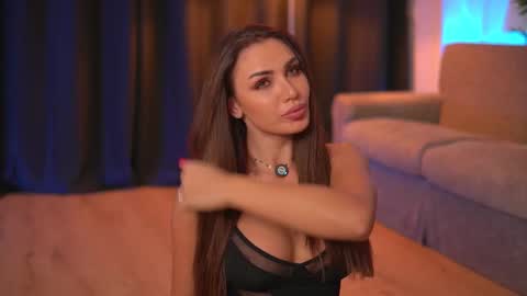 Snapshot of ellenkarter chatting on October 13, 7:16 pm EllenKarter online show from October 13, 7:16 pm