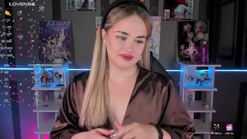 Maria online show from November 6, 5:05 pm