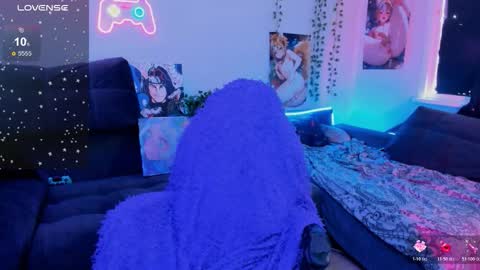 Ellie online show from October 23, 12:17 pm