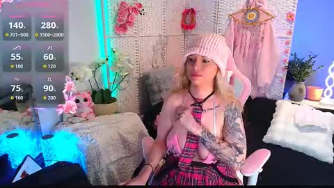 EllieKarr online show from November 1, 12:00 am