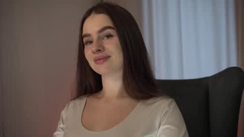 just Emily  online show from December 11, 10:47 am