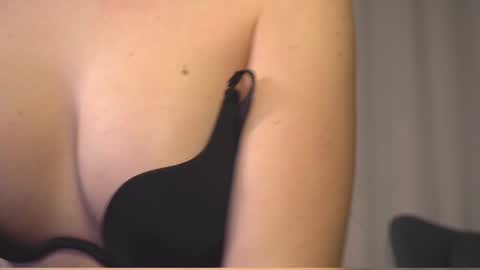 just Emily  online show from January 7, 6:14 pm