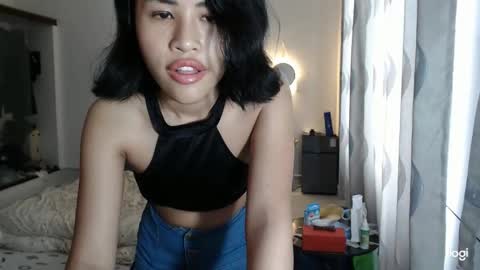 ellieyun online show from February 4, 6:50 am