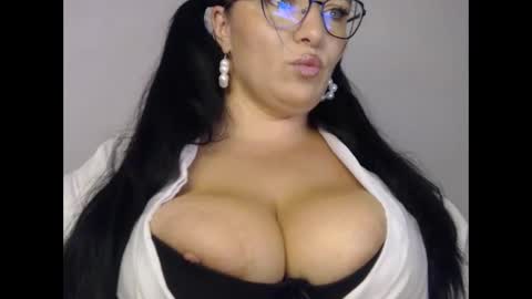 Snapshot of elly_denise chatting on October 23, 7:26 pm Denise online show from October 23, 7:26 pm