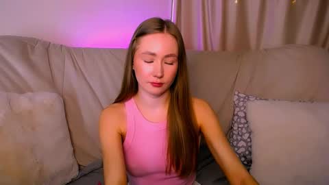  Elly  online show from March 11, 3:42 am