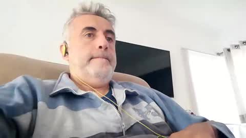 fer online show from December 16, 2:05 pm