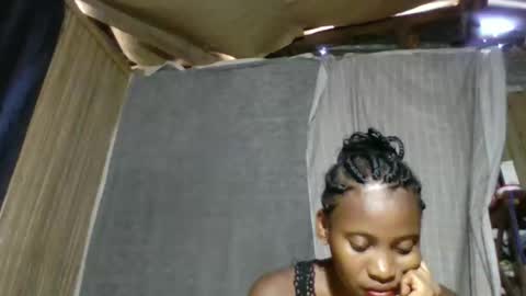 Elodie online show from January 8, 11:38 am