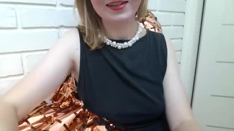 ElsaMartinez online show from November 3, 2:18 pm