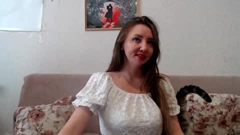 ElvinaSweet online show from June 1, 5:20 am