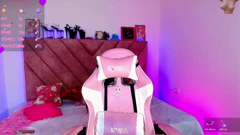 ely_w1 online show from April 2, 2:57 pm