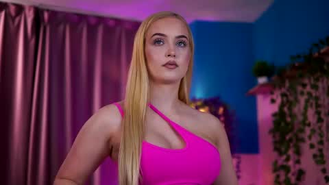 Elyssa online show from May 6, 6:47 pm