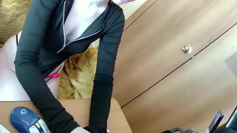 Elza Kom online show from February 24, 7:33 am