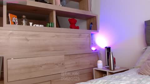 Emilia  online show from February 6, 5:19 pm