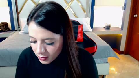 Estefany Martinez Acua INSTAGRAM ema 04oficial online show from October 25, 12:33 am