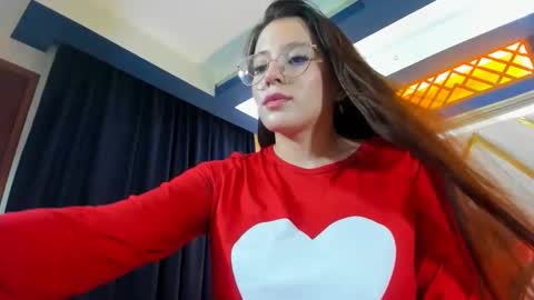 Estefany Martinez Acua INSTAGRAM ema 04oficial online show from October 26, 12:44 am