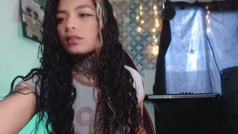 ema_ploxx online show from October 8, 9:43 pm