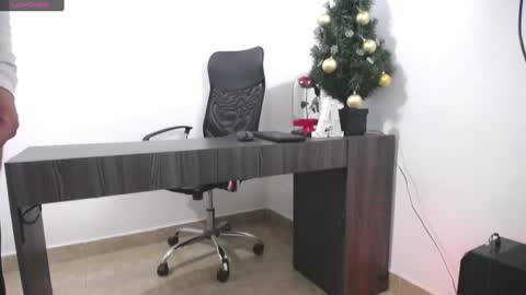  Ema  online show from December 28, 3:26 am